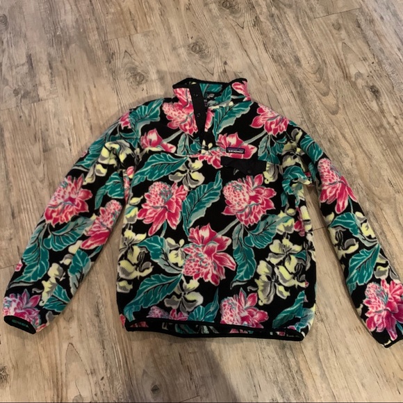 Patagonia Jackets & Blazers - Patagonia Floral Synchilla Fleece